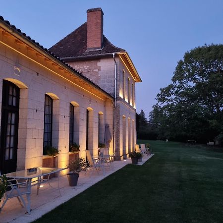 Chateau Neuf Le Desert Le Pizou Luaran gambar