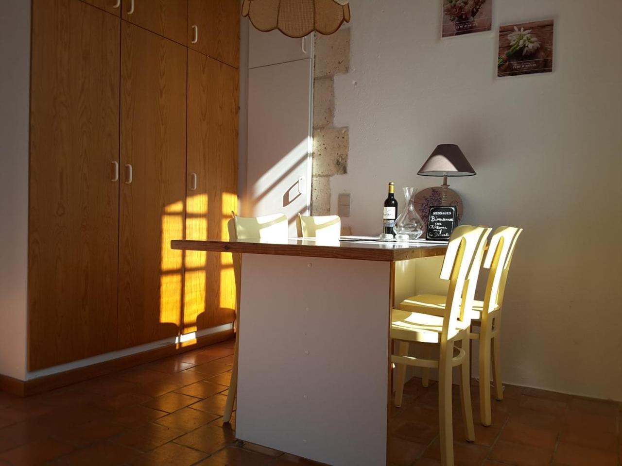 Chateau Neuf Le Desert Le Pizou Bilik gambar
